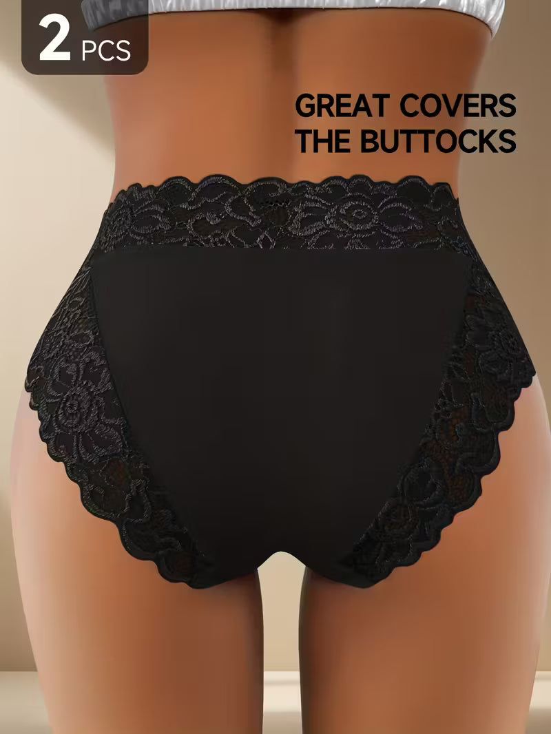 2pcs Solid Color Lace-Trimmed Briefs.