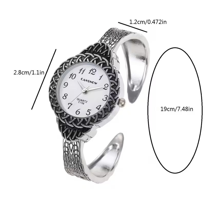 Elegant Vintage-Inspired Women's Quartz Bracelet Watch.