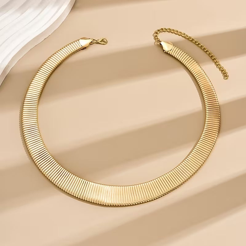 Exaggerated Minimalist Geometric Choker.