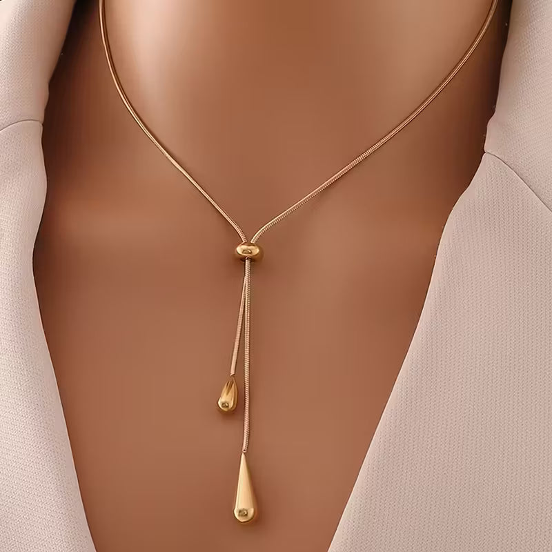 Style Stainless Steel Pendant Pull Chain Necklace.