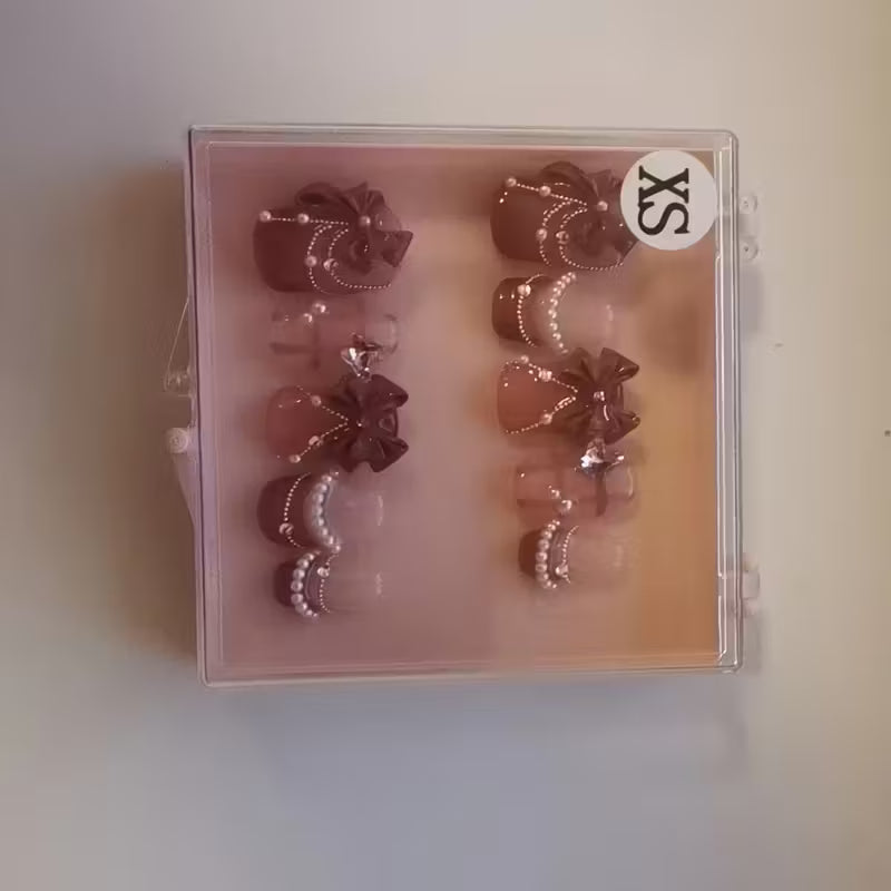 Wealthy Princess Gradient Nails.