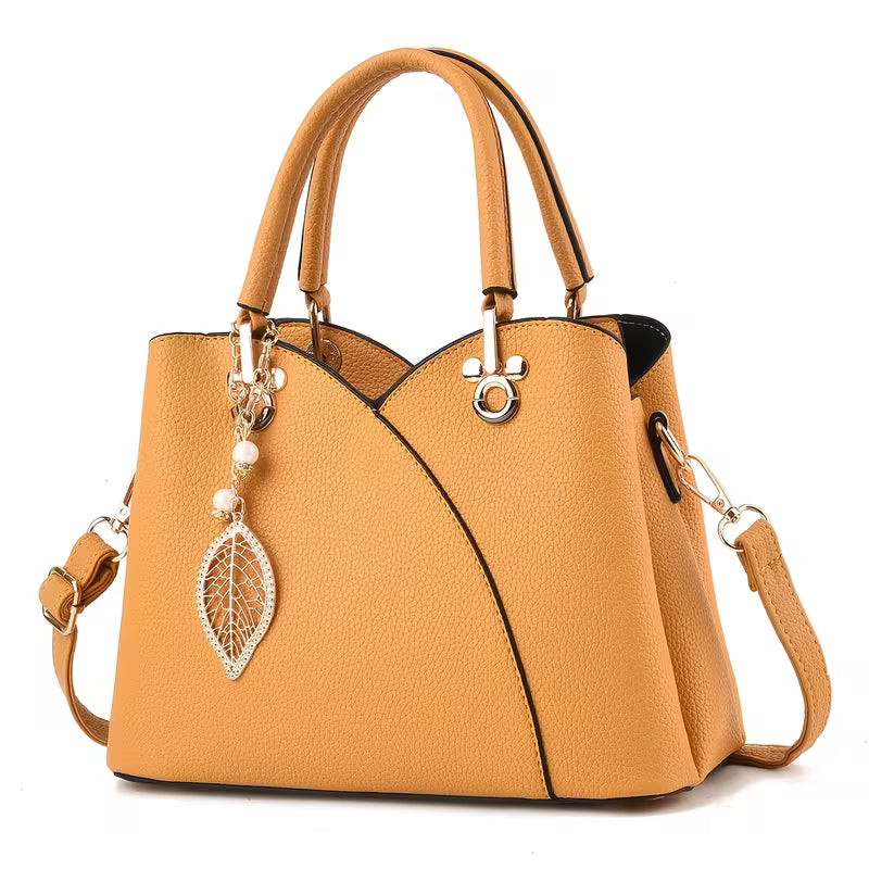 Zipper Closure Fashionable Handbag.