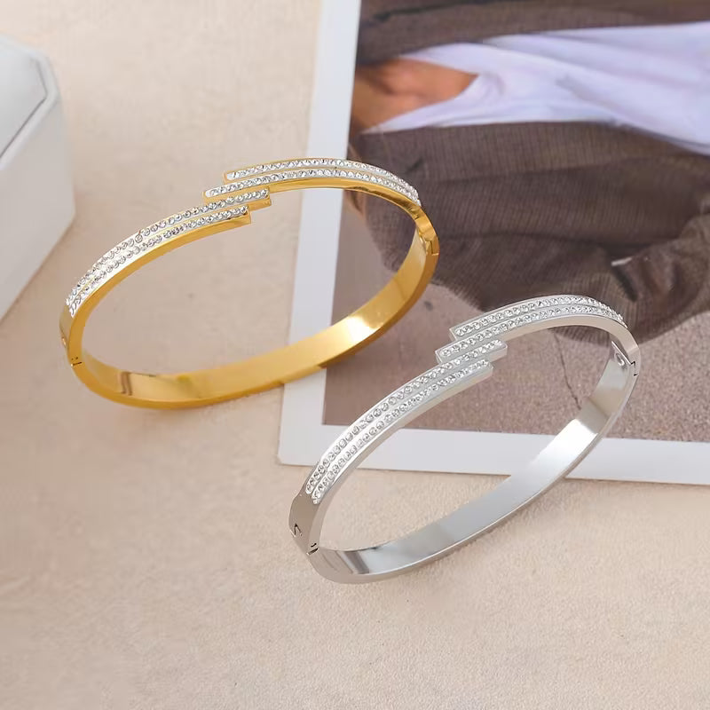 18K Gold Plated Claddagh Rhinestone Bracelet