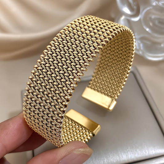 18K Gold Plated Woven Chain Bracelet.