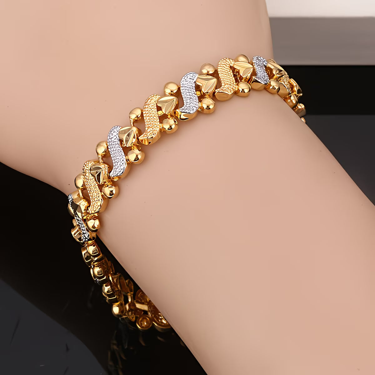24K Gold Plated Dubai-Inspired Heart Bracelet.