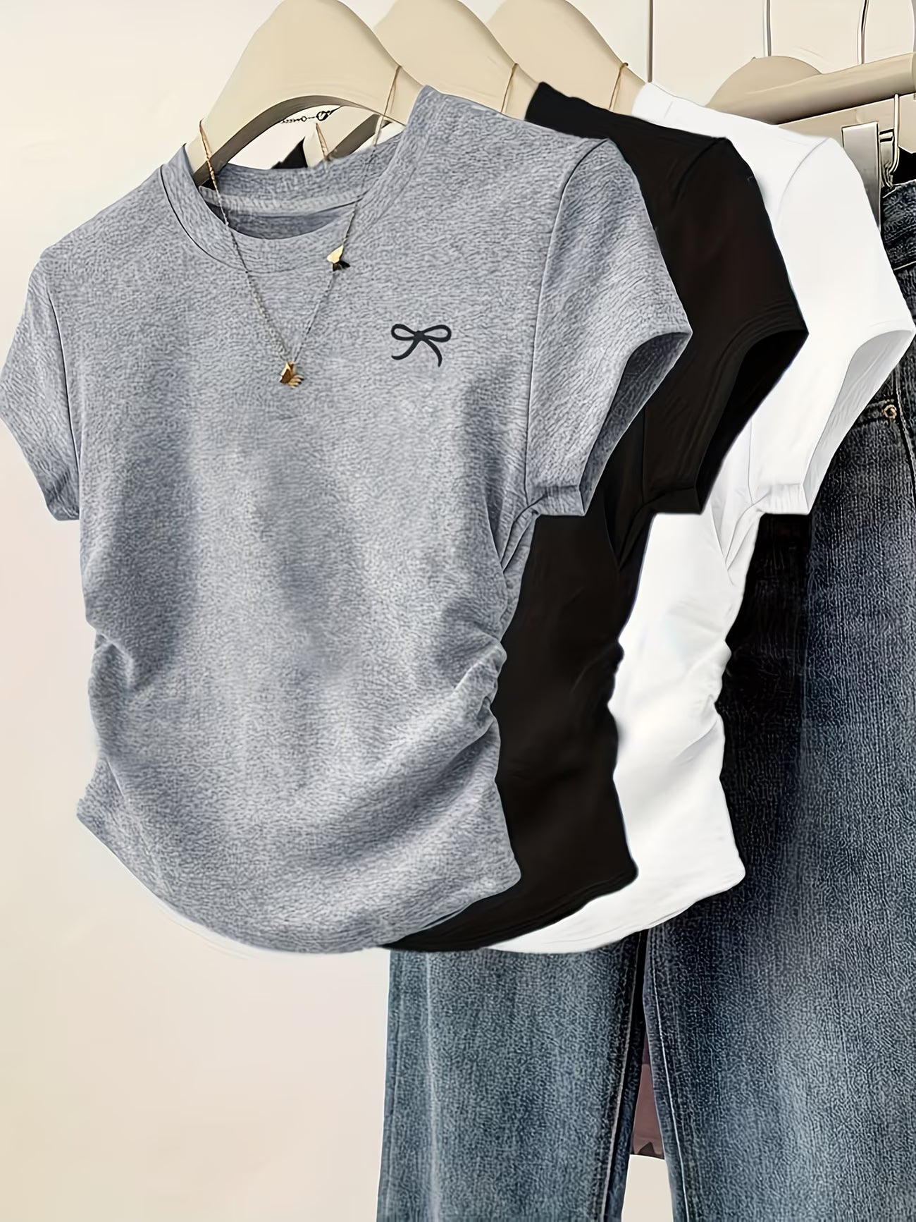 3-Pack Casual Bow-Print V-Neck Tees.