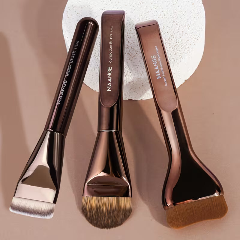 3-Piece Essential Foundation & Kabuki Set.