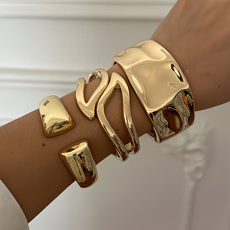 3pc Exaggerated Hammered Gold Cuffs Bracelet Set.