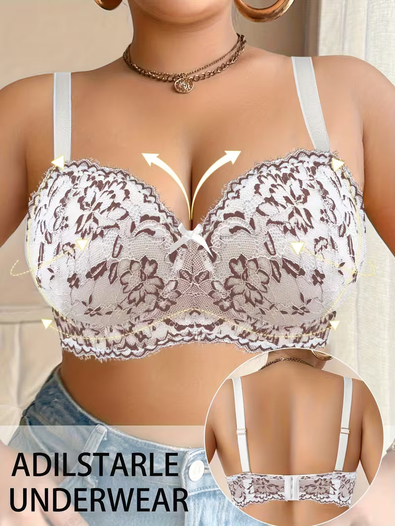 A Plus-Size Women's Lace Splicing Bra.
