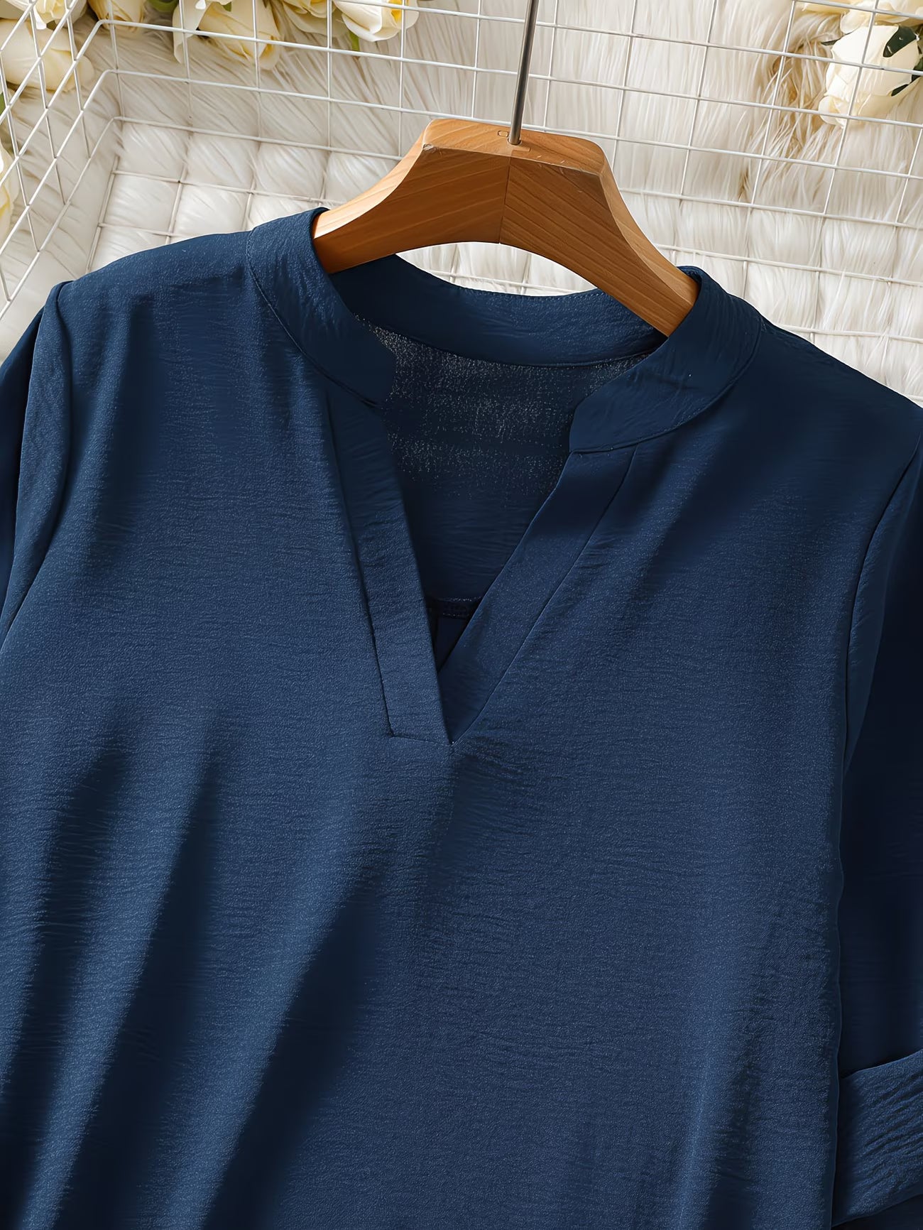 Boat-Neck Elegant Short-Sleeve Shirt.