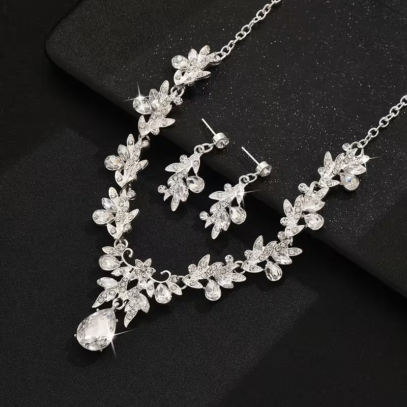 Bridal Accessory Including a Butterfly Collarbone Necklace.
