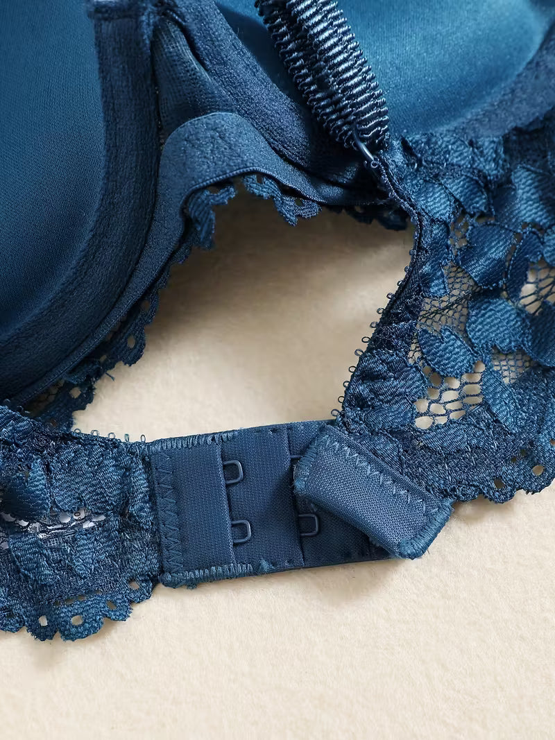 Classic Full-Cup Lace Bras.