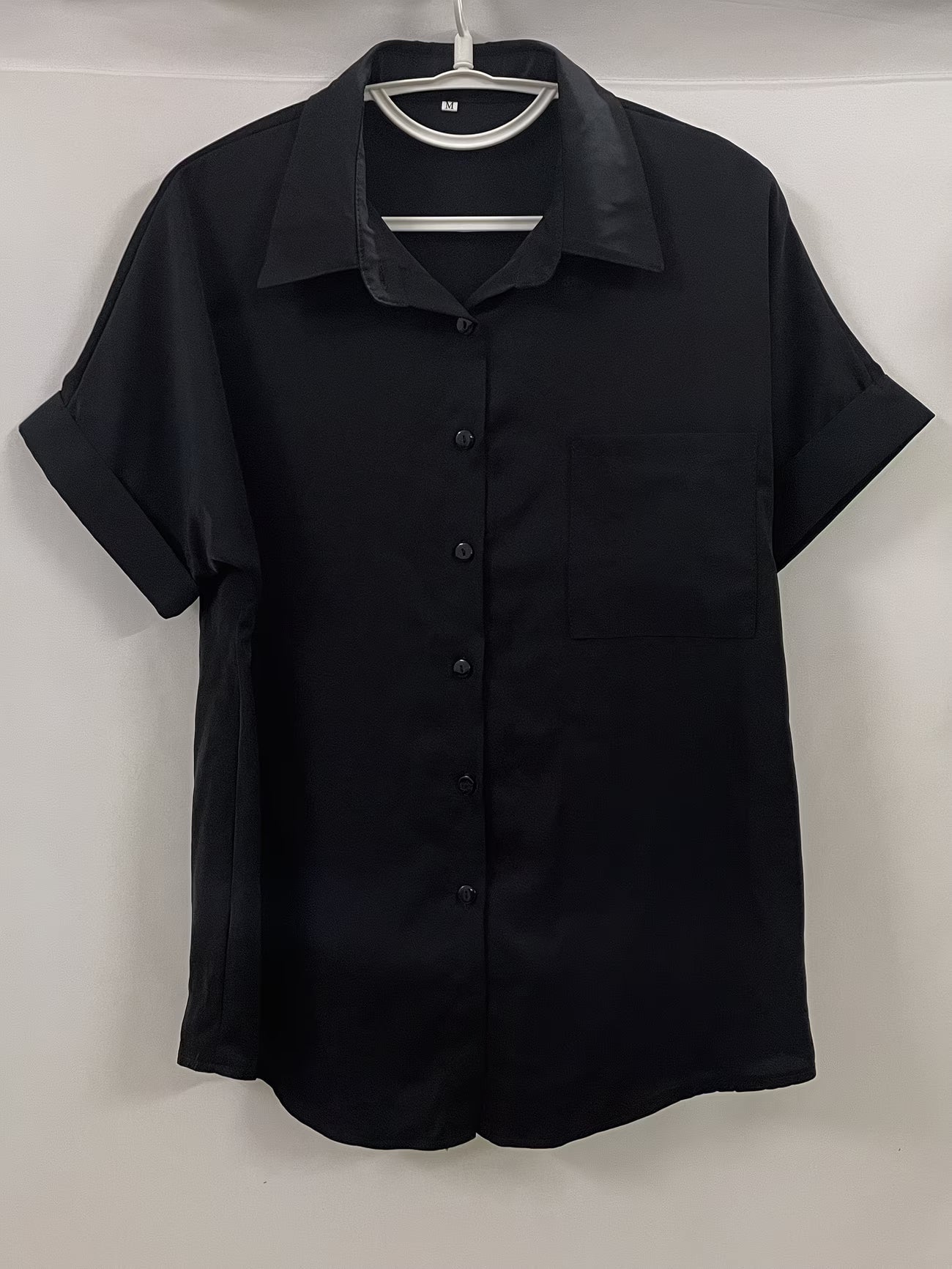 Classic Single-Breasted Summer Shirt.