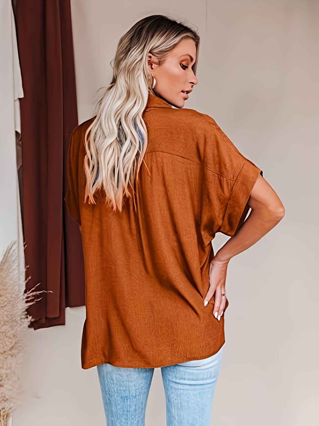 Classic Single-Breasted Summer Shirt.