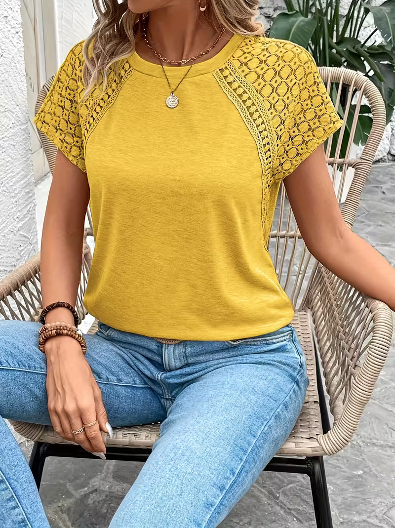 Color-Block Lace Sleeve T-shirt.