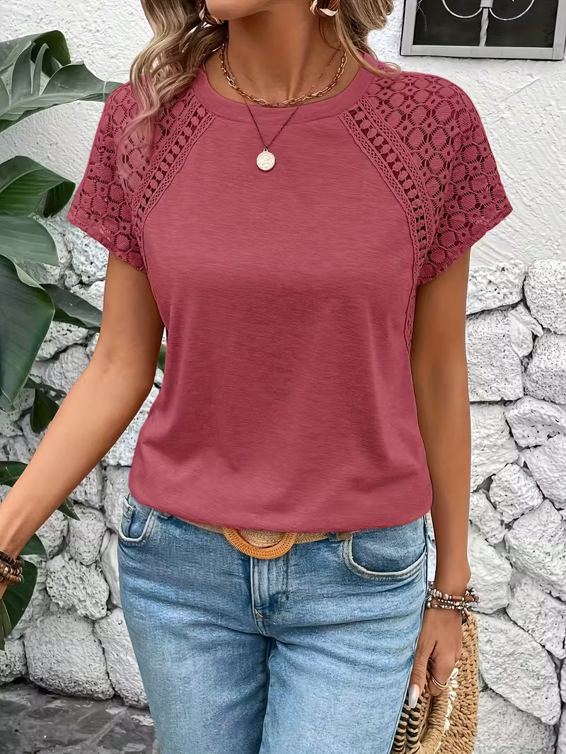 Color-Block Lace Sleeve T-shirt.
