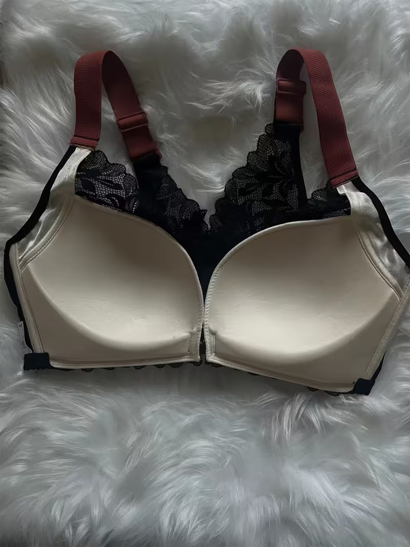Color-Block Wireless Push-Up Bras.
