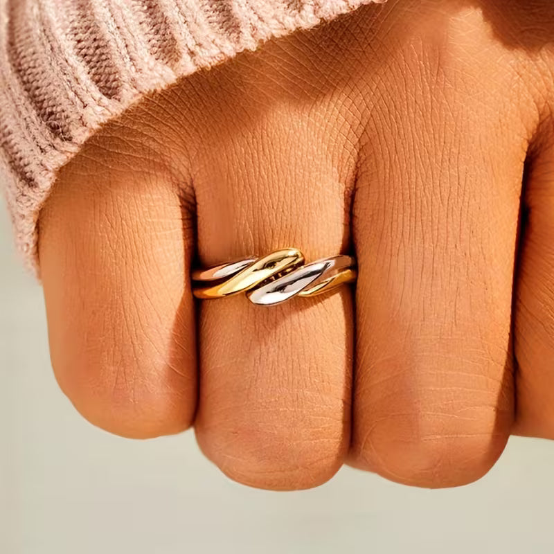Dual-Tone Wave Geometric Transformable Stacking Rings.