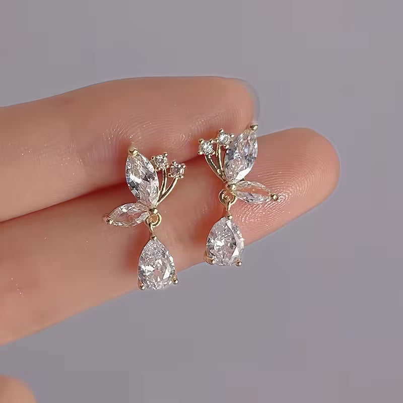 Elegant Light Luxury French-Style Butterfly Glass Earrings.