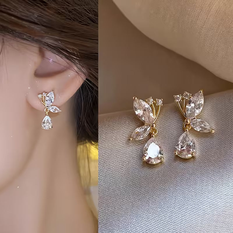 Elegant Light Luxury French-Style Butterfly Glass Earrings.