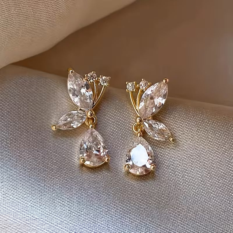 Elegant Light Luxury French-Style Butterfly Glass Earrings.