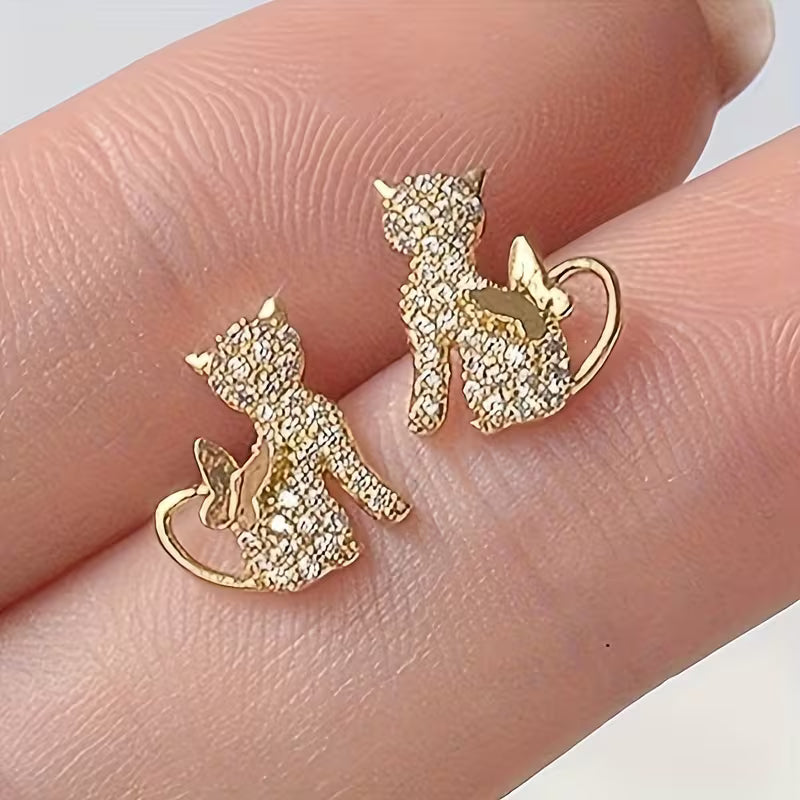 Elegant Sparkly Pair of Hypoallergenic Golden Cat Earrings.