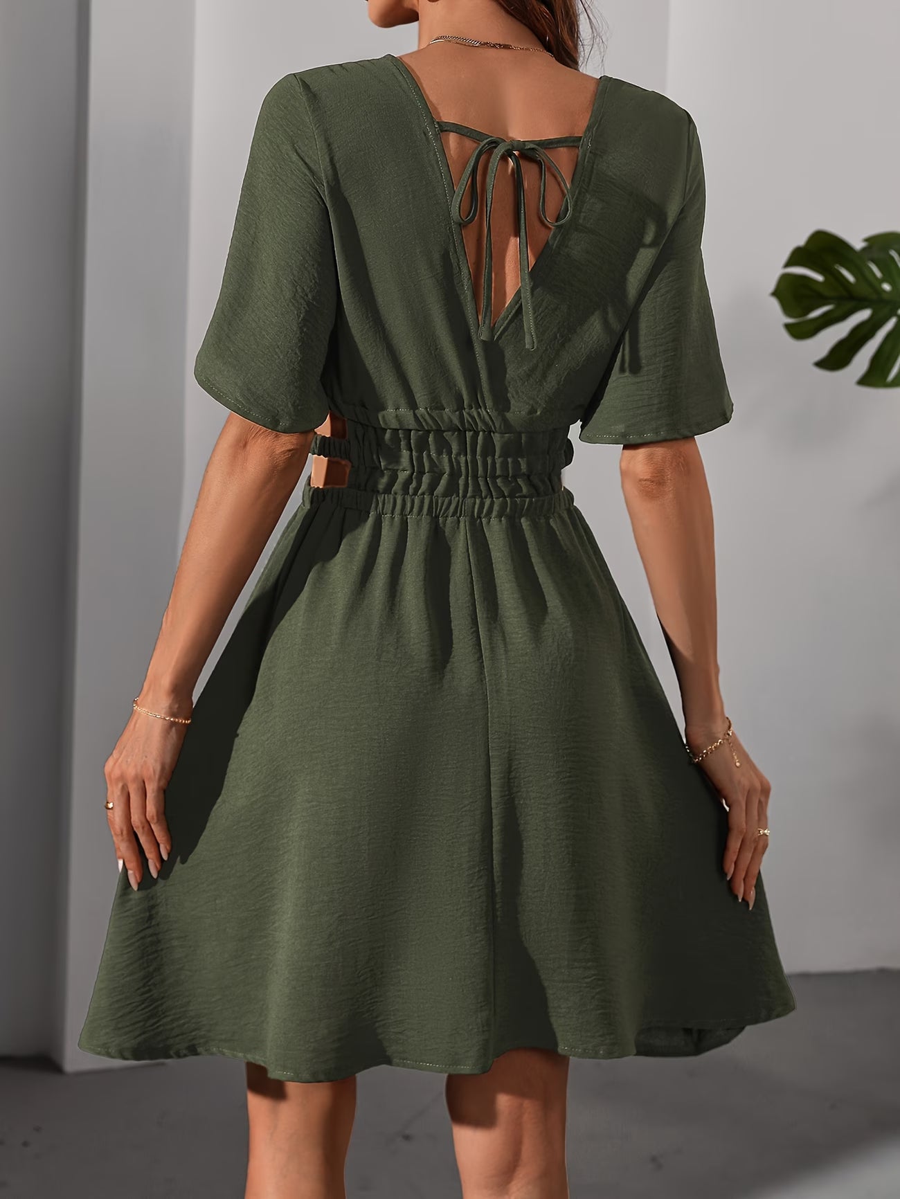 Elegant Vacation Style Women'S V-Neck Dress.
