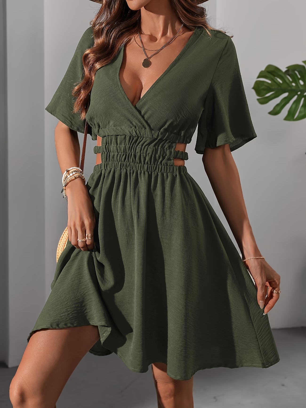 Elegant Vacation Style Women'S V-Neck Dress.