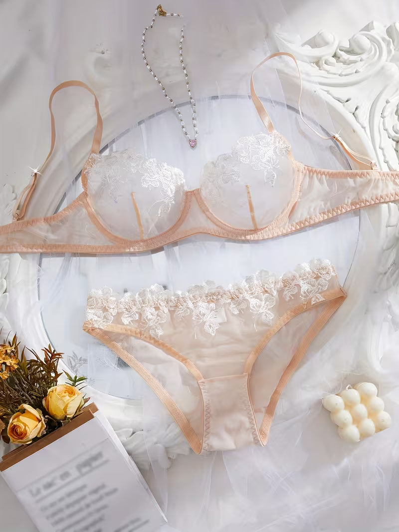 Elegant Full-coverage Underwear Suit.