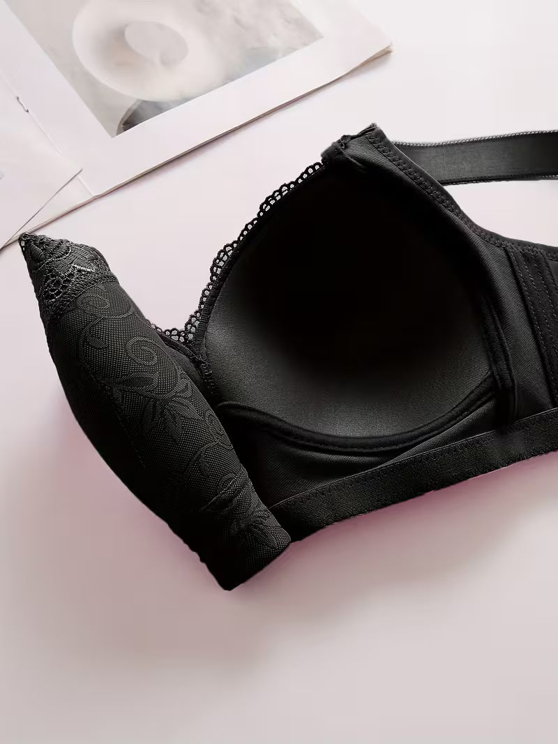 Elegant Lace Push-Up Bra.