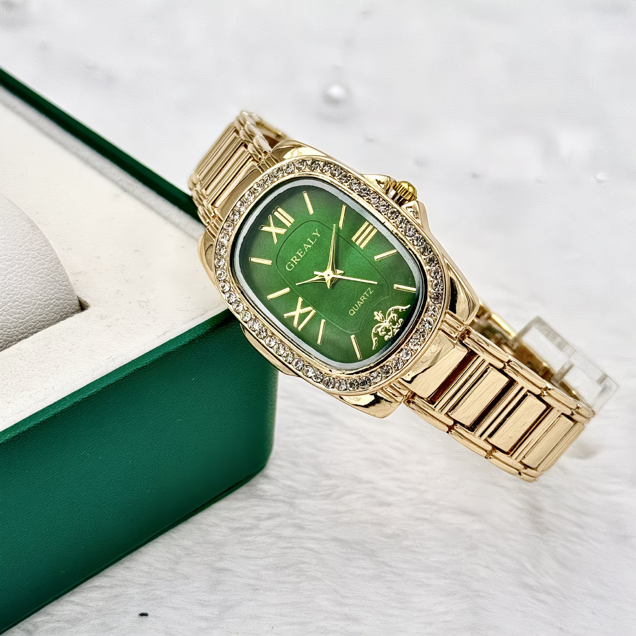 Elegant Oval Dress Watch for Women.