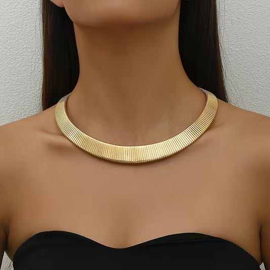 Exaggerated Minimalist Geometric Choker.