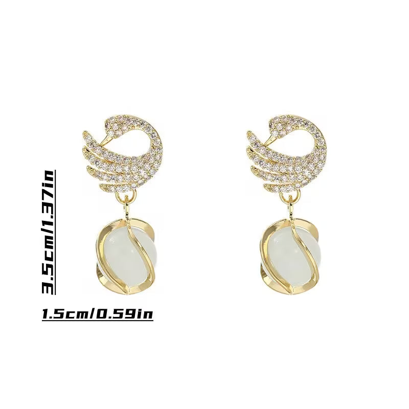 Exquisite Fashion and Creative Swan Eye Pendant Earrings.