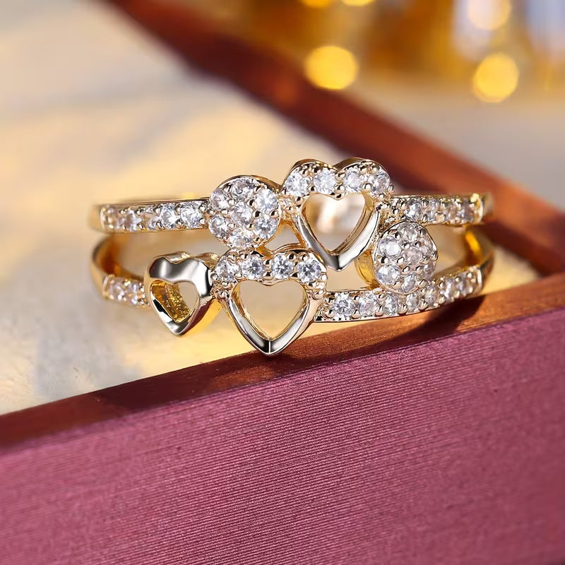 Exquisite Hollow-out Heart-shaped Ring.