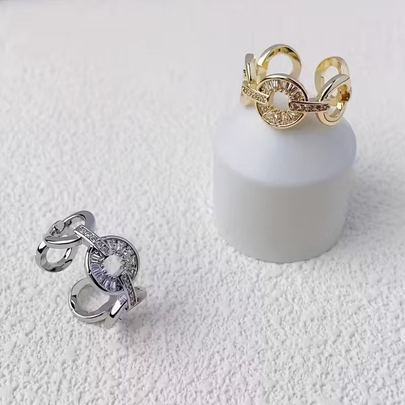 Exquisite and Luxurious Circular Ring with Adjustable Size Rings.