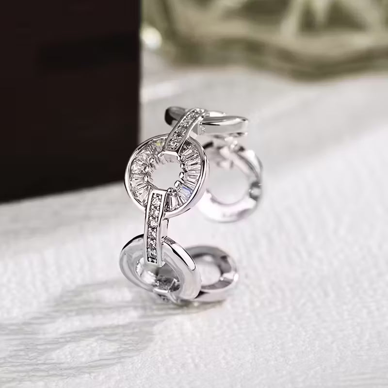 Exquisite and Luxurious Circular Ring with Adjustable Size Rings.