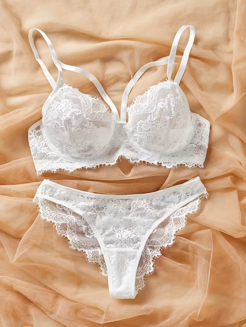 Eyelash Lace & Strapping Set.