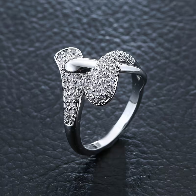 Fashionable Micro-Inlaid Zirconia Rings.