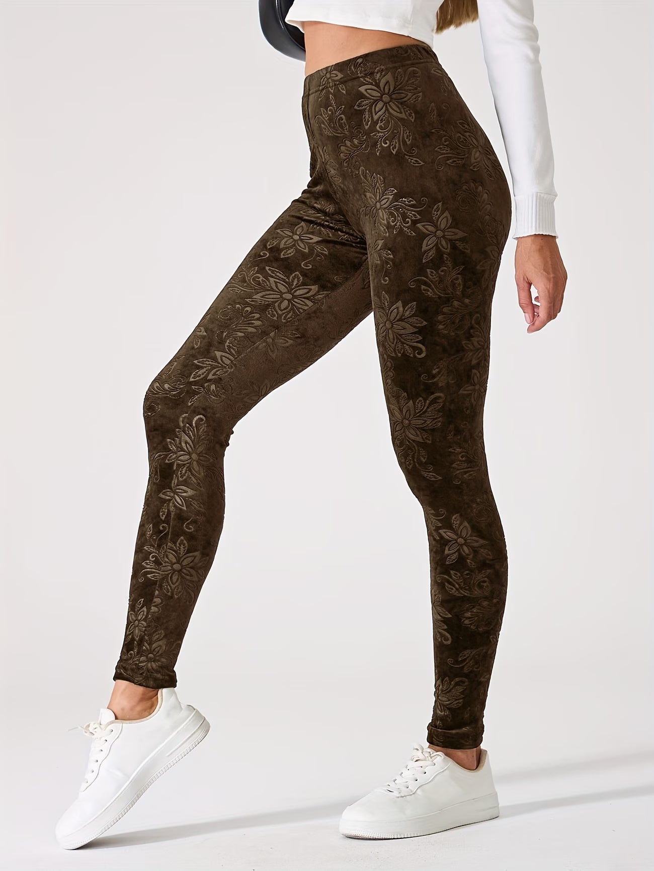 Floral Jacquard Embossed Leggings.