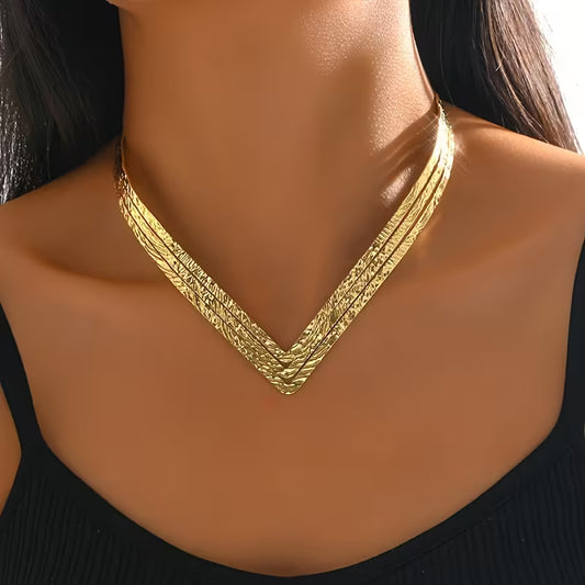 Geometric Golden V-Shaped Collar Necklace Jewelry.