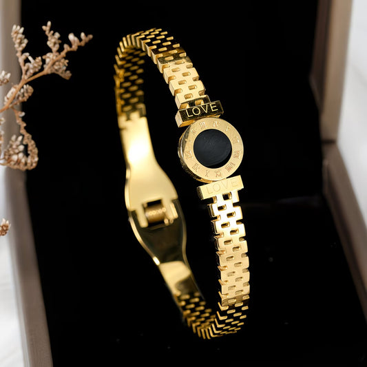 Golden Vintage Watch-Band Bracelet.