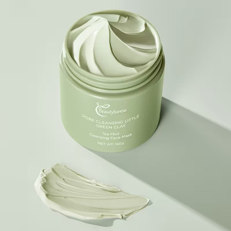 Hydrating Tea Mud with Hyaluronic Acid Glow Mask.