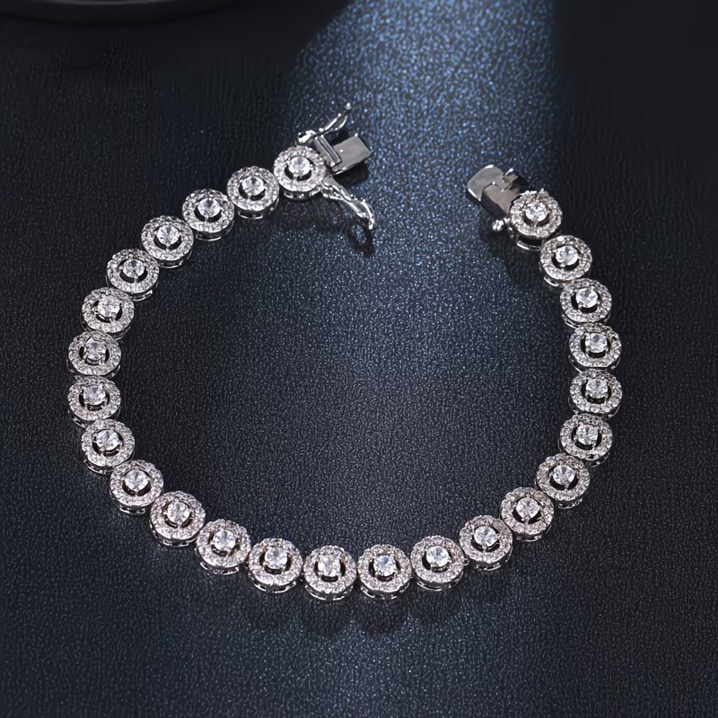 Micro-Inlaid Zirconia with Elegant Silver Plating Luxury Bracelet.