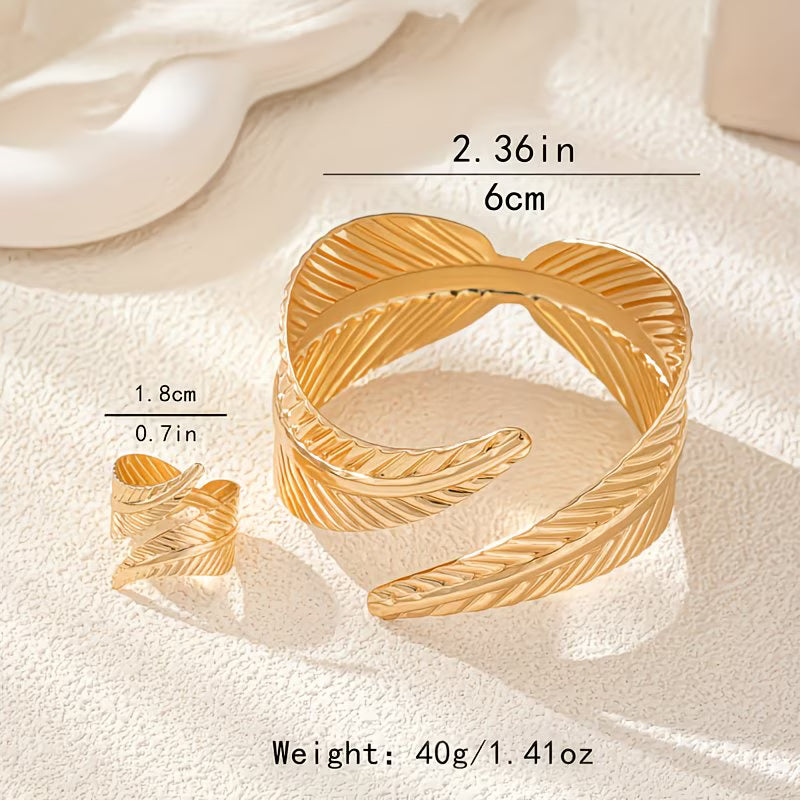 Minimalist 14K Gold Plated Bracelet & Ring Set.