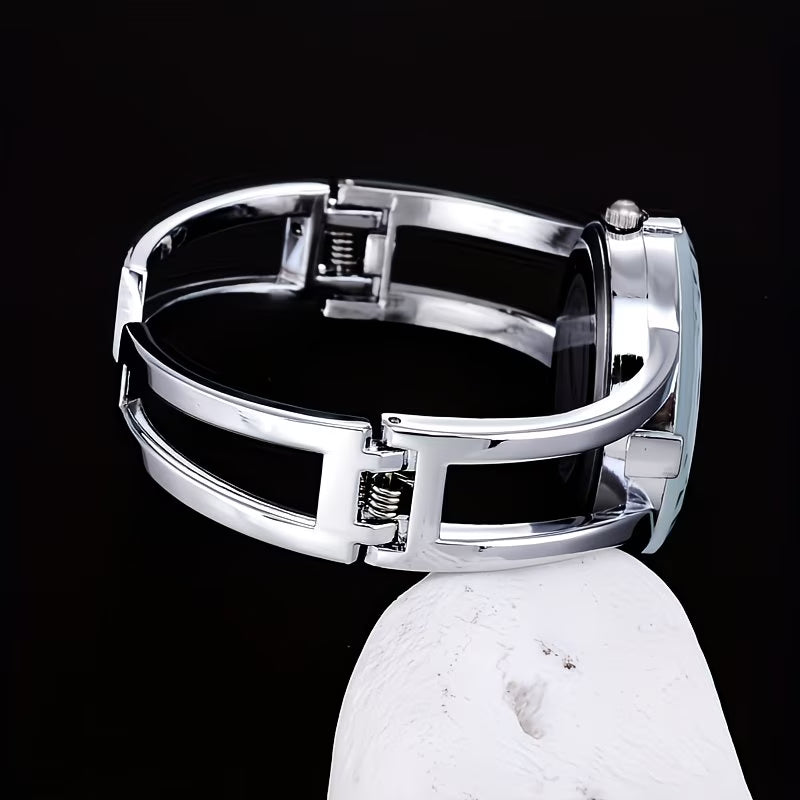 Vintage Minimalist Rhinestone Dial with Elegant Crystal Case Watch.