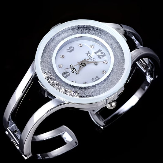 Vintage Minimalist Rhinestone Dial with Elegant Crystal Case Watch.