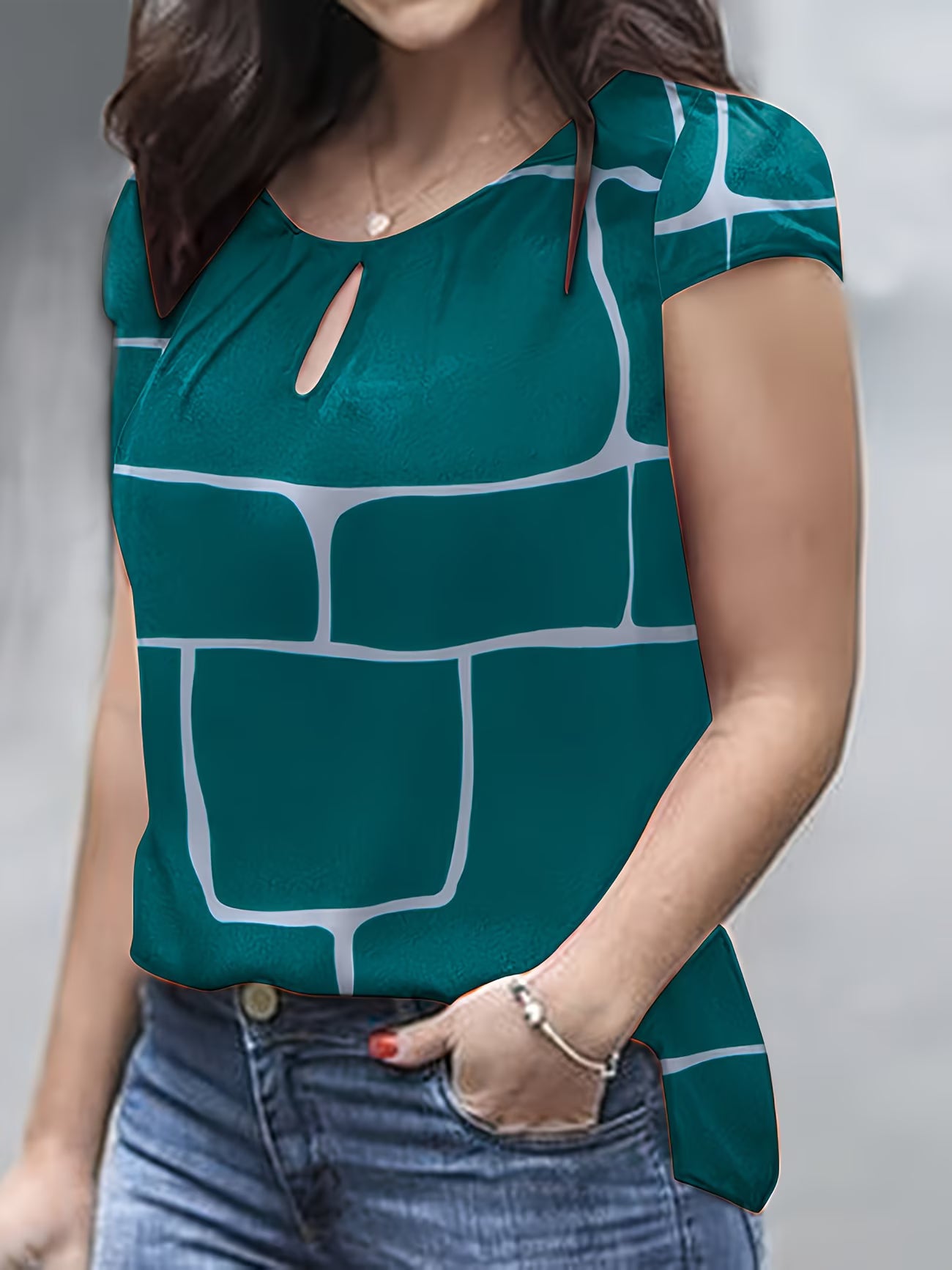 Modern Crew Neck Geometric Shirt.