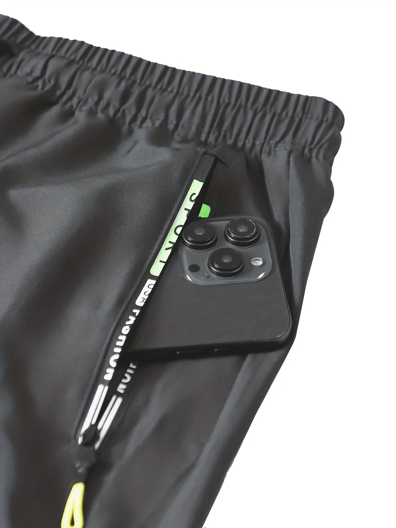 Multi-Pocket Straight-Leg Cargo Pant.