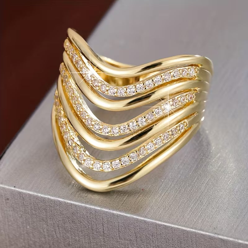 Multiple Lines Wavy Luxurious Copper Material with Wide Surface Rings.