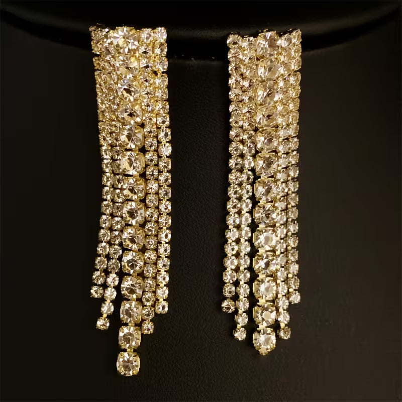New Stylish Golden Necklace And Earring Jewelry Set.